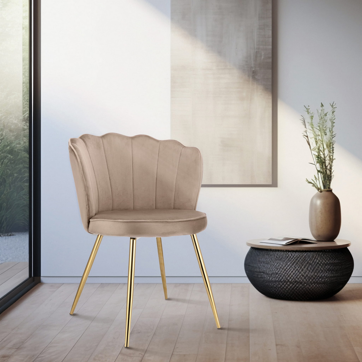 Eleganckie Krzesło w Stylu „Shell” – Różowy Welur JUMI