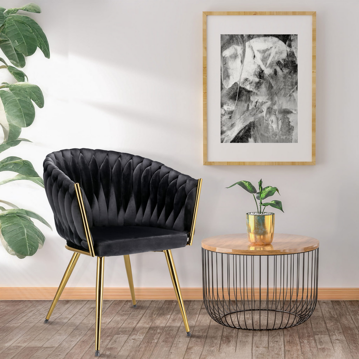 Ekskluzywne Krzesło Glamour z Aksamitnym Obiciem i Złotymi Nogami JUMI