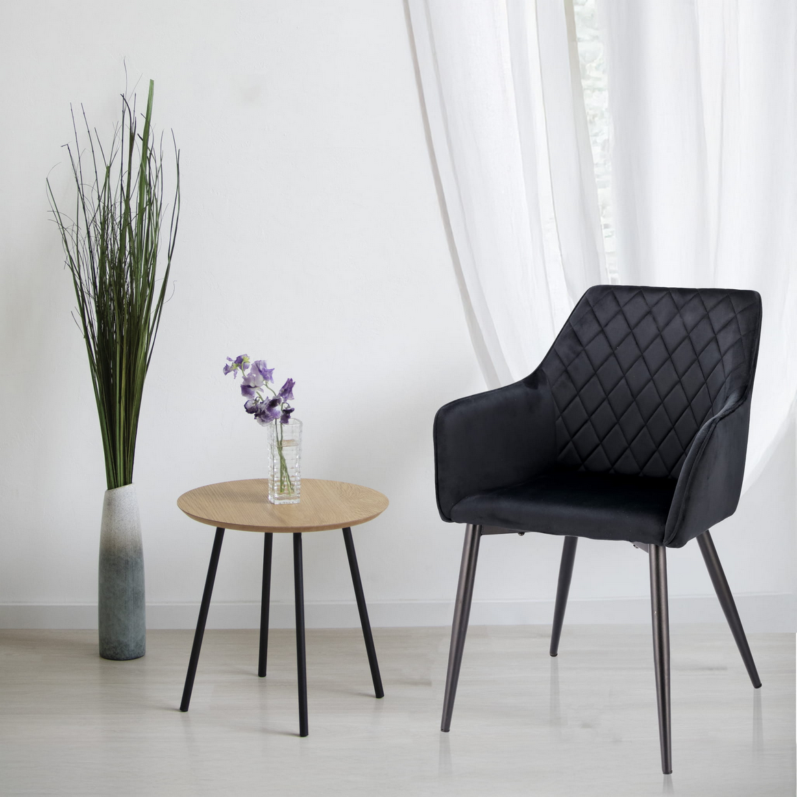 Nowoczesne Krzesło Welurowe z Pikowaniem JUMI